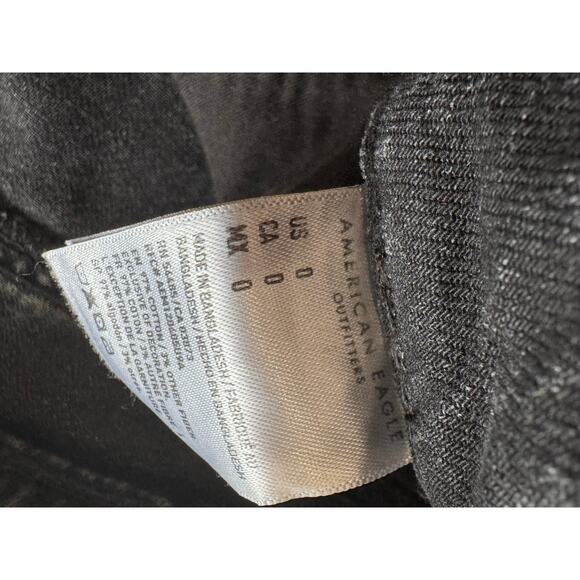 American Eagle black denim jean shorts‎ size 0 - Picture 2 of 4